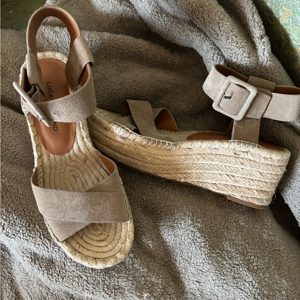 Lucky Brand Beige Espadrille Platform Sandals